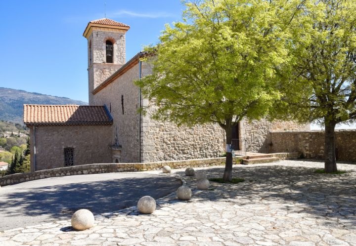 château médiéval village Cabris