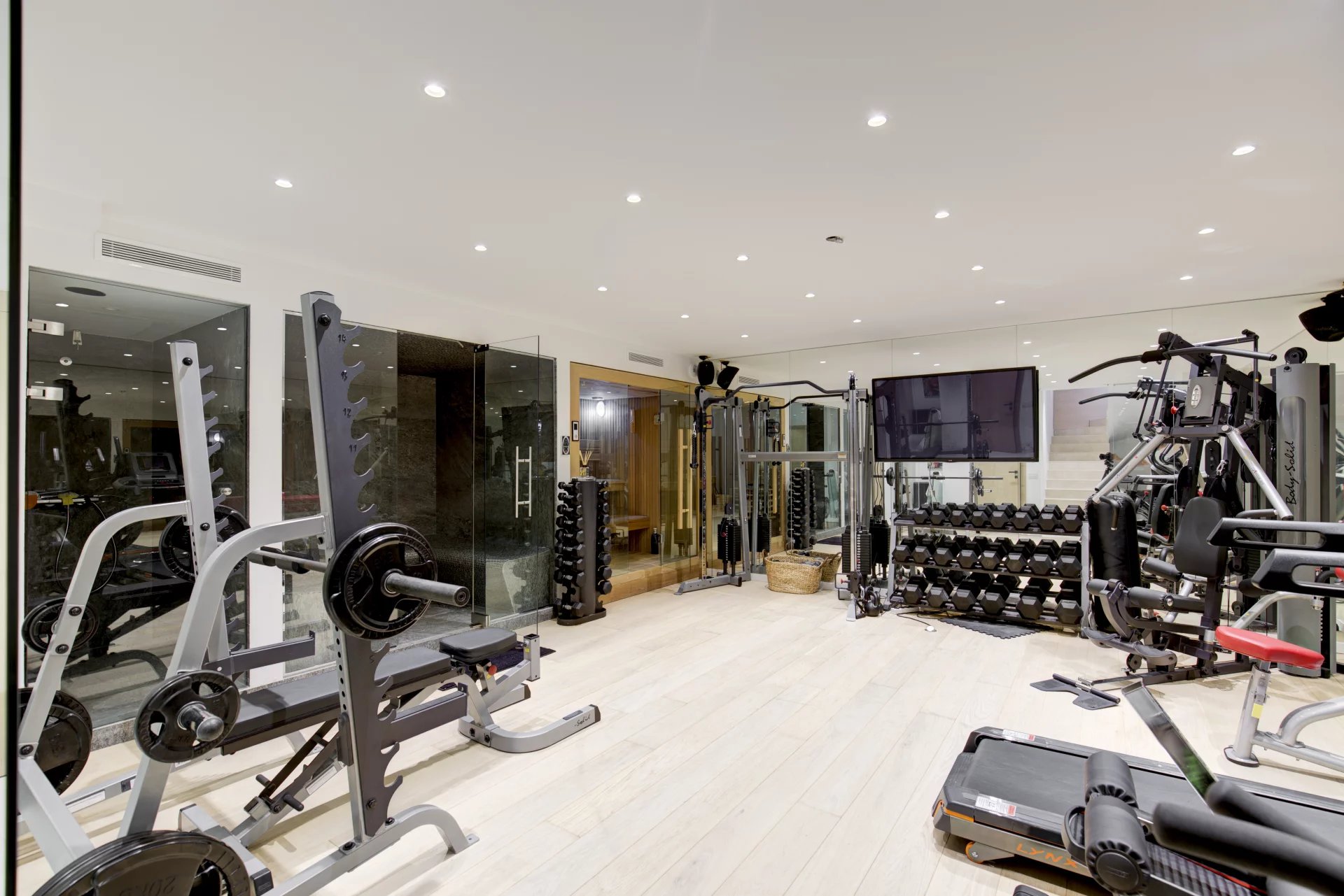 Picture of Luxury Villas With Gyms & Fitness Suites | Carlton International