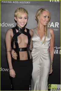 Miley Cyrus au Gala AMFAR
