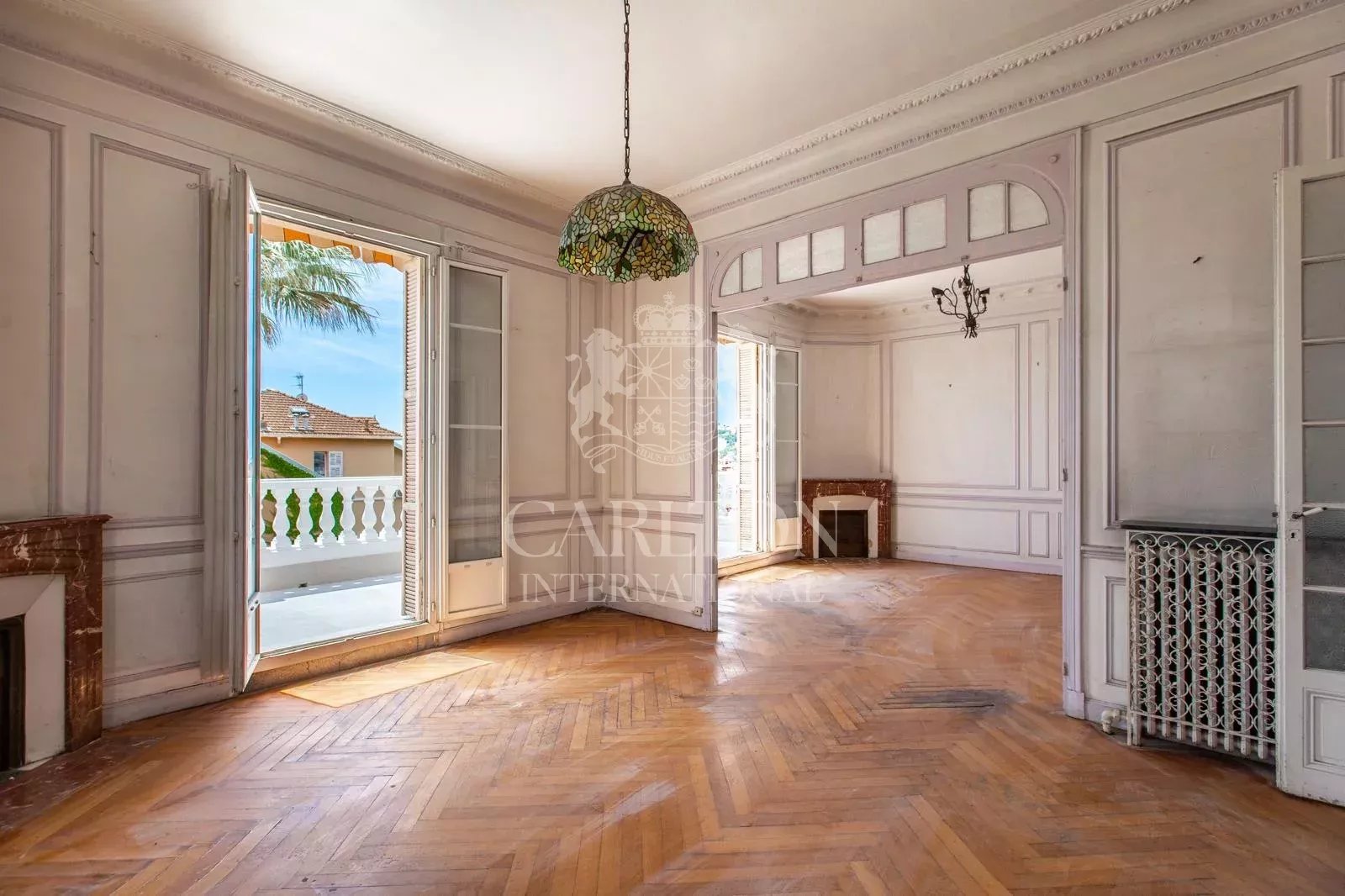 Nice, Appartement Lumineux de 130 m² à Gairaut